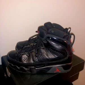 Jordan Retro 9-Black